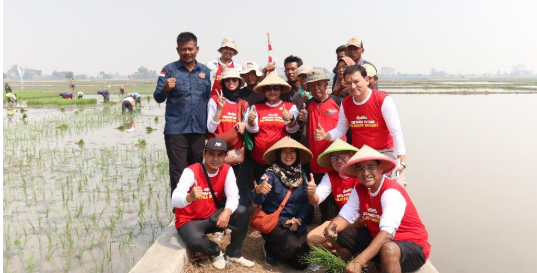 Celebrating Independence Day Together with Farmers and Local Communities